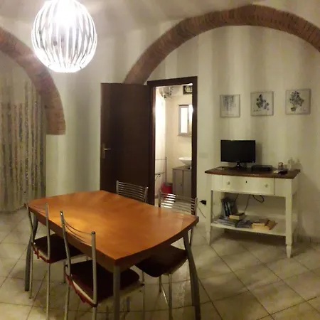 Happy Flat Vakantiehuis Riparbella